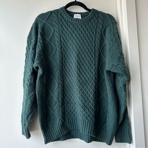 NWOT Aritzia sweater
